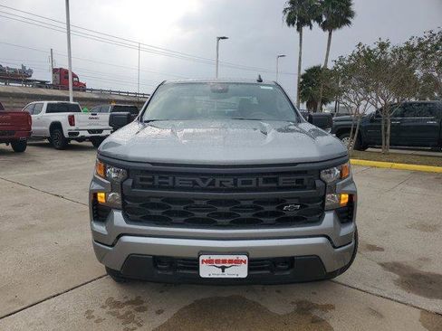 New 2026 Chevrolet Silverado 1500 Custom image 2