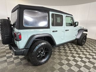 Used 2024 Jeep Wrangler Unlimited AWD/4WD video 3