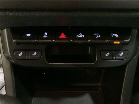 Used 2022 Chevrolet Colorado Z71 image 40