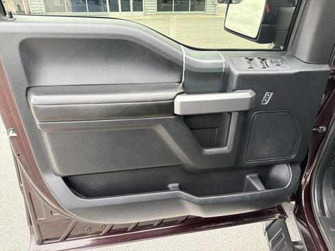 Used 2018 Ford F150 XLT w/ Equipment Group 302A Luxury AWD/4WD image 10