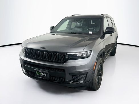 Used 2023 Jeep Grand Cherokee L Laredo AWD/4WD image 3