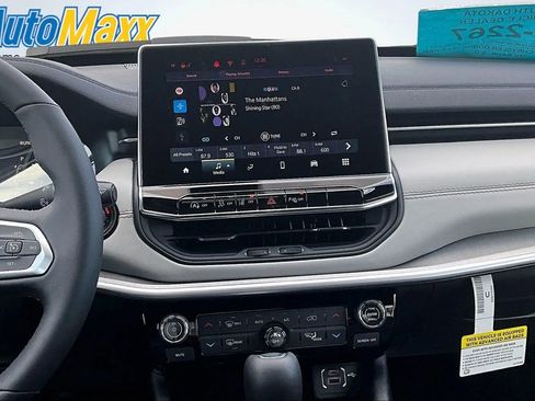 New 2026 Jeep Compass Limited AWD/4WD image 6