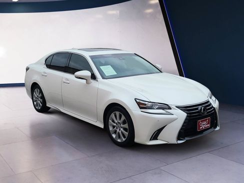Used 2017 Lexus GS 200t w/ Premium Package RWD image 7