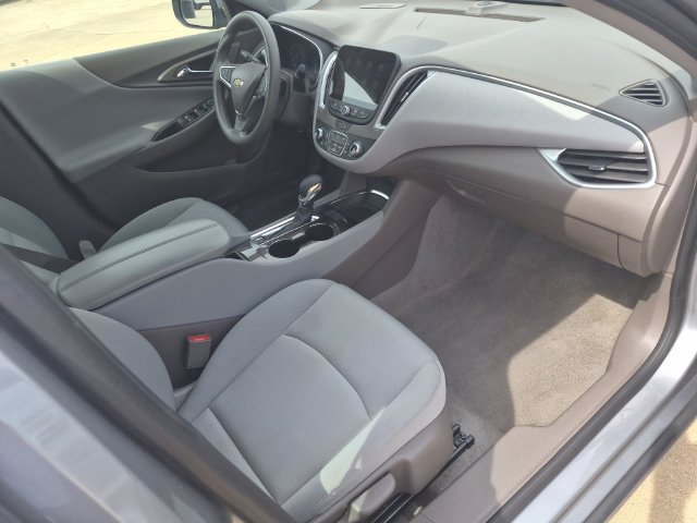 Used 2024 Chevrolet Malibu LT FWD image 11