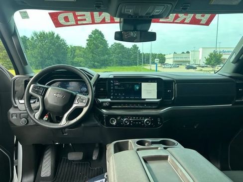 Used 2023 Chevrolet Silverado 1500 RST RWD image 38