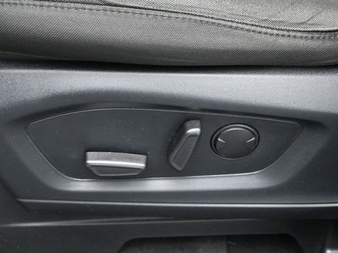 Used 2023 Ford Explorer XLT RWD image 11
