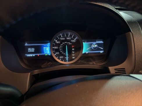 Used 2015 Ford Explorer XLT w/ Equipment Group 202B image 11