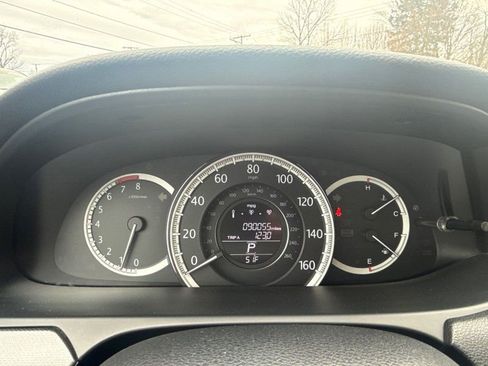 Used 2015 Honda Accord LX image 23