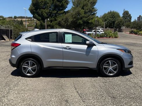 Used 2022 Honda HR-V EX image 7