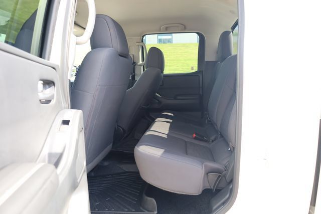 Used 2025 Nissan Frontier S AWD/4WD image 24
