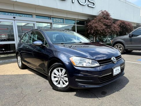 Used 2015 Volkswagen Golf S FWD image 1