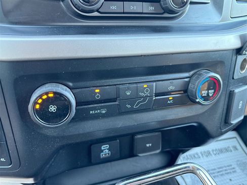 Used 2021 Ford F150 XLT image 16