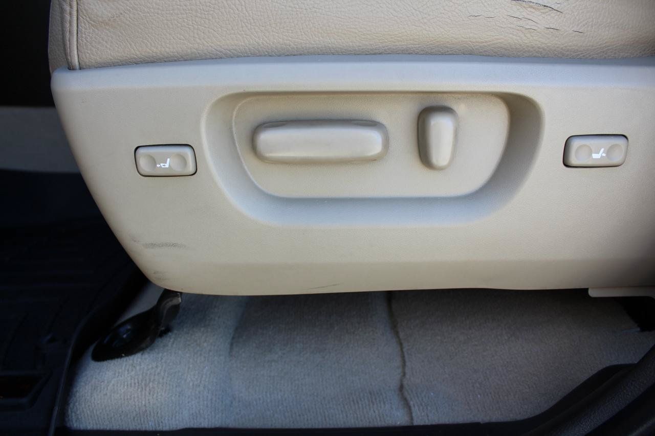 Used 2007 Toyota Tundra Limited w/ Preferred Accessory Pkg AWD/4WD image 52