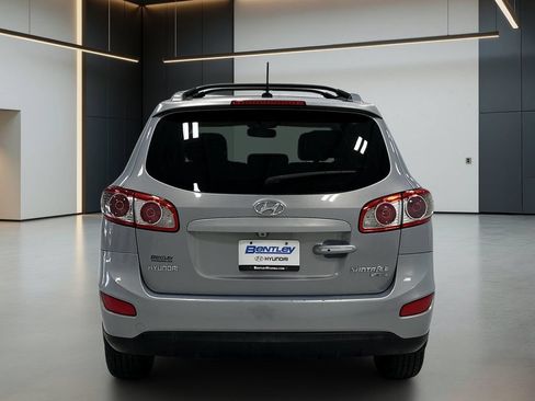 Used 2010 Hyundai Santa Fe Limited w/ Navigation Pkg 4 FWD image 5