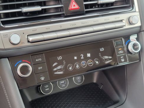 New 2026 Genesis G70 2.5T image 22