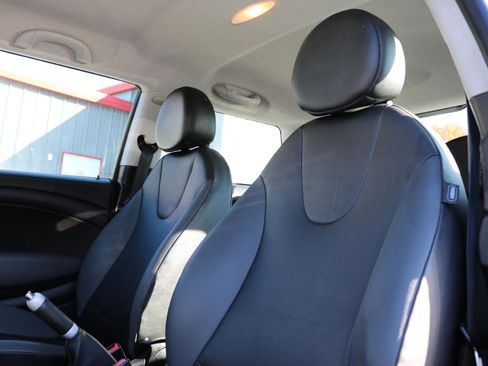 Used 2009 MINI Cooper Hardtop FWD image 14