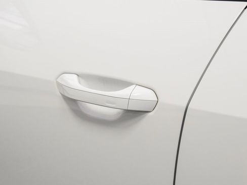 Used 2022 Audi e-tron GT Premium Plus image 43