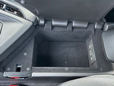 Used 2023 Chevrolet Corvette Stingray Premium Conv w/ Z51 Performance Package image 28