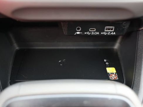 Certified 2024 Subaru Crosstrek 2.5i Limited w/ Crosstrek Mirror Package image 38
