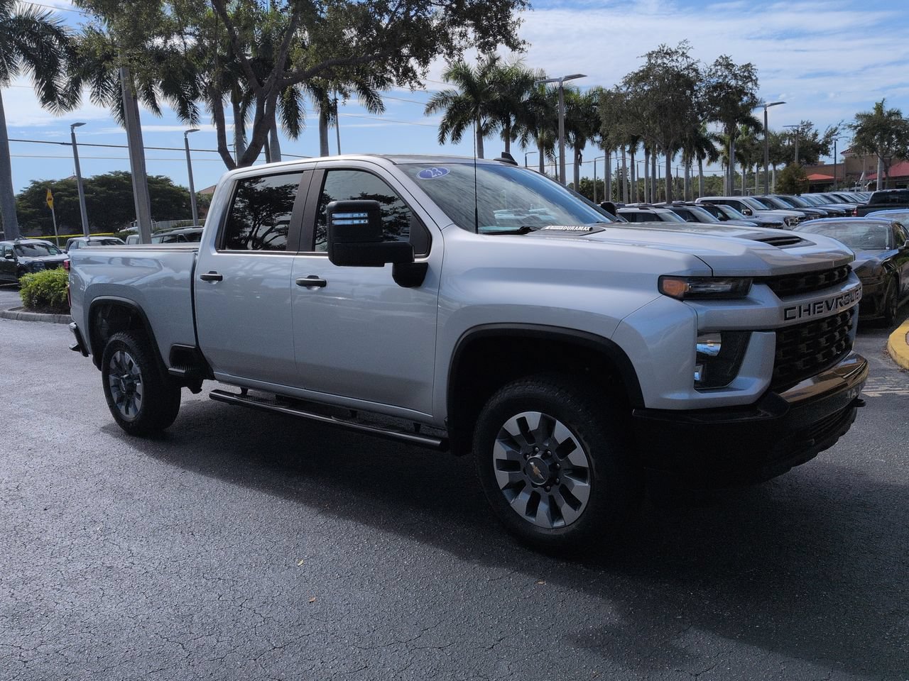 Used 2023 Chevrolet Silverado 2500 Custom w/ Custom Value Package AWD/4WD image 2