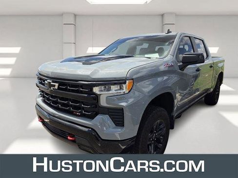 Used 2024 Chevrolet Silverado 1500 LT Trail Boss w/ Convenience Package II image 1