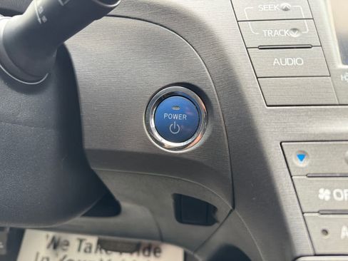 Used 2013 Toyota Prius Three FWD image 5