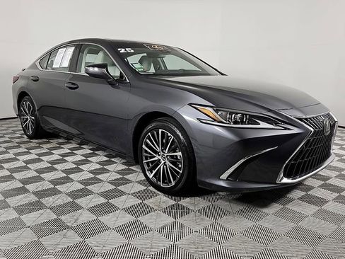 Certified 2025 Lexus ES 300h w/ Premium Package image 3