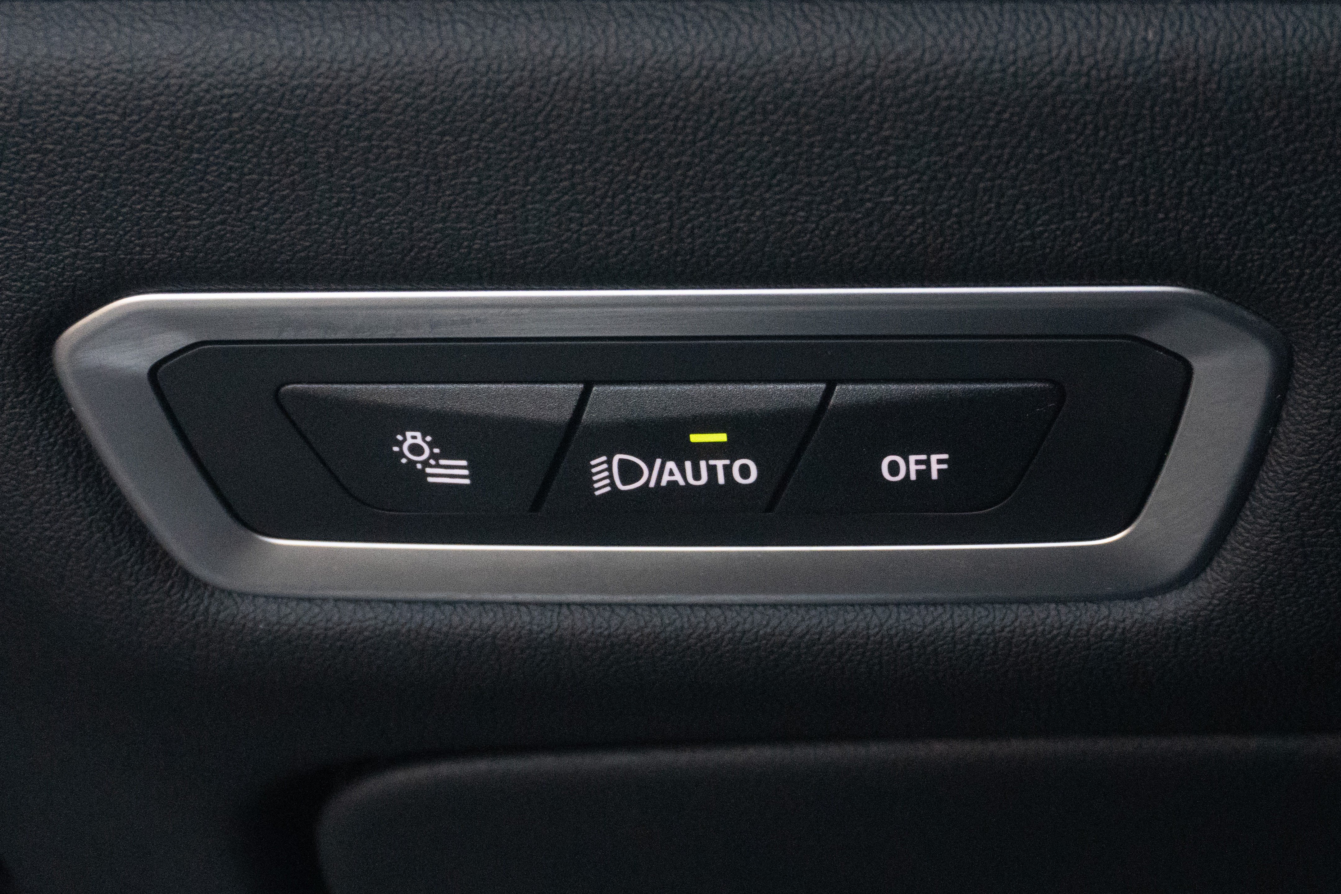 Certified 2025 BMW X7 M60i AWD/4WD image 18