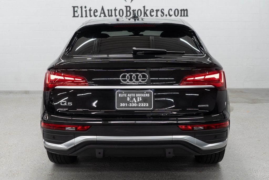 Used 2023 Audi Q5 2.0T Premium w/ Convenience Package AWD/4WD image 4