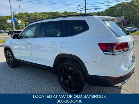 Used 2023 Volkswagen Atlas SE w/ Black Wheel Package AWD/4WD image 7