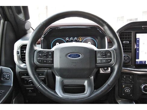 Used 2023 Ford F150 Lariat w/ Max Trailer Tow Package image 13