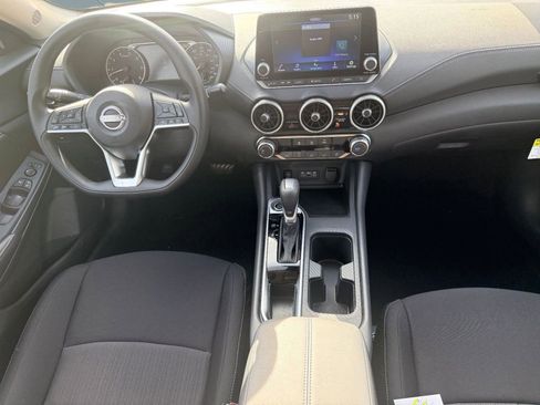 New 2025 Nissan Sentra S image 4