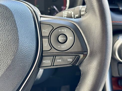 Used 2022 Toyota RAV4 Adventure image 29