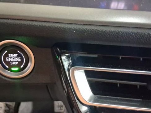 Used 2024 Chevrolet Traverse LT w/ Enhanced Driving Package image 29