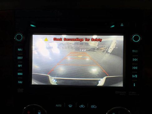 Used 2012 Chevrolet Avalanche LTZ RWD image 38