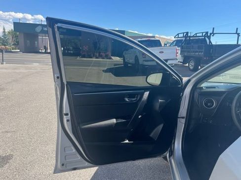 Used 2017 Toyota Corolla LE w/ Protection Package FWD image 33