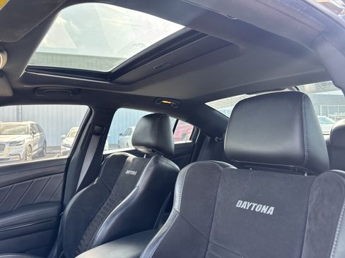 Used 2023 Dodge Charger Scat Pack w/ Daytona Edition Group RWD image 5
