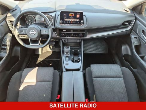 Used 2024 Nissan Rogue SV FWD image 15