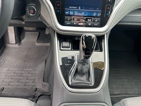 Used 2023 Subaru Outback Premium image 31