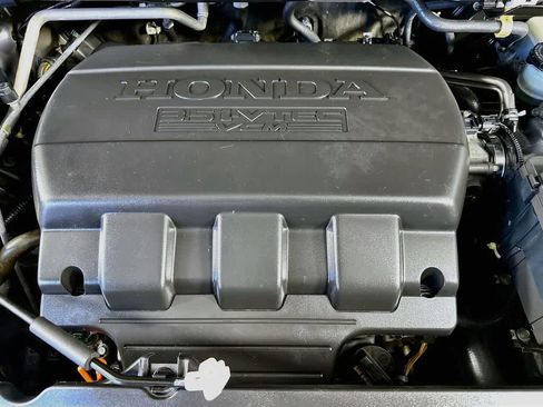 Used 2014 Honda Odyssey Touring Elite image 9