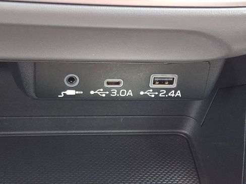 Certified 2025 Subaru Crosstrek 2.0i Premium image 25