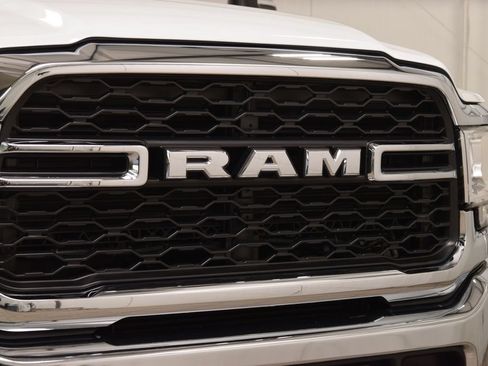 Used 2024 RAM 3500 Tradesman AWD/4WD image 11