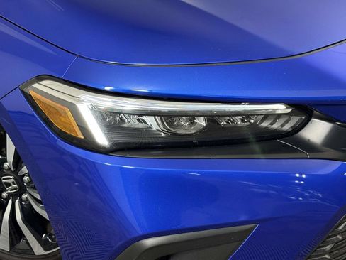Used 2023 Honda Civic EX image 15