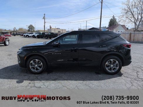 Used 2024 Chevrolet Blazer LT image 4