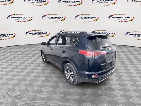 Used 2017 Toyota RAV4 XLE AWD/4WD image 6