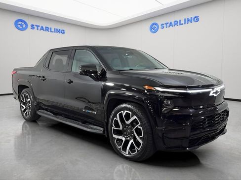 Used 2024 Chevrolet Silverado EV RST image 14