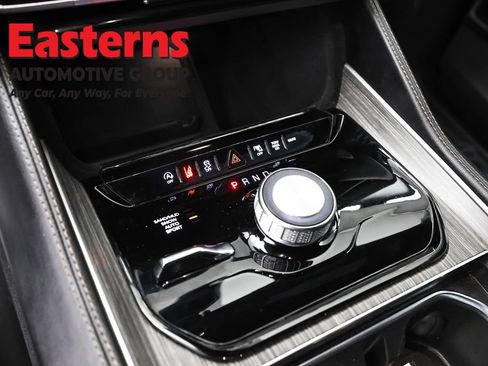 Used 2024 Jeep Wagoneer Series II AWD/4WD image 13