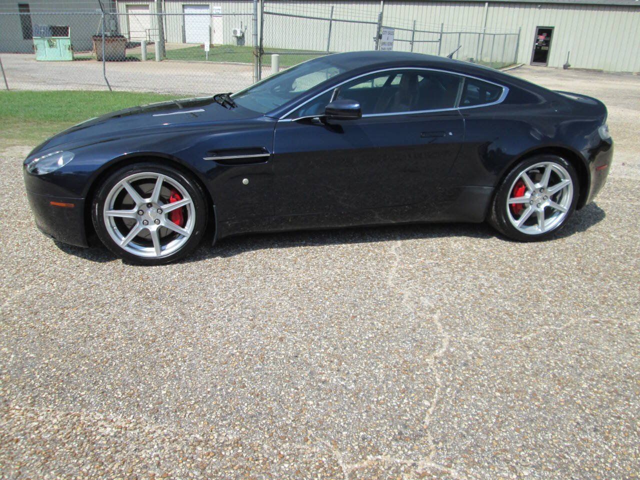 Used 2007 Aston Martin V8 Vantage Coupe RWD image 37