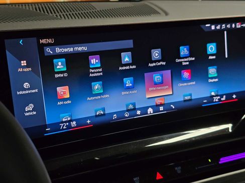 Used 2024 BMW 530i xDrive w/ Convenience Package image 30