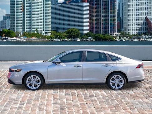 Used 2024 Honda Accord LX image 8